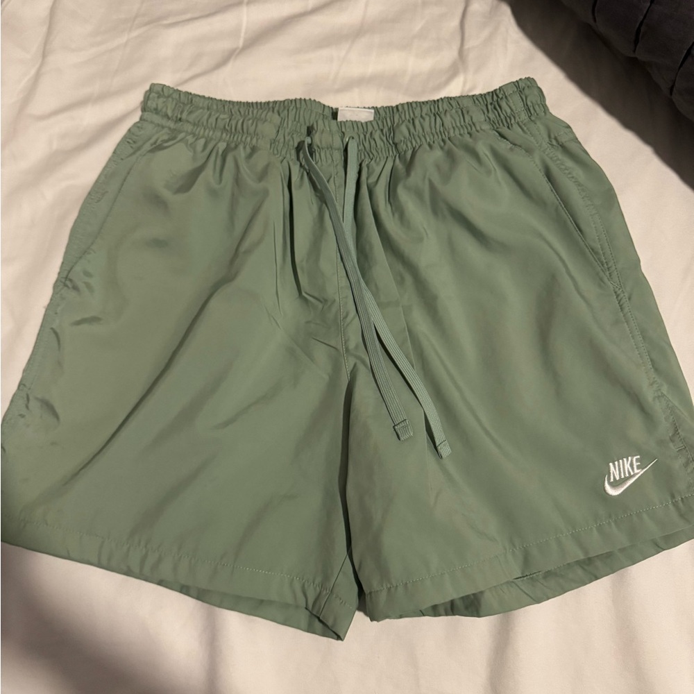 Nike Woven Flow Shorts